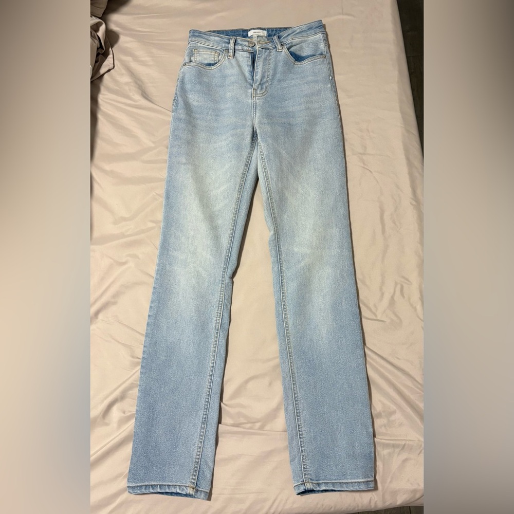 Forever 21 Light Wash Blue High-Rise Straight Jeans